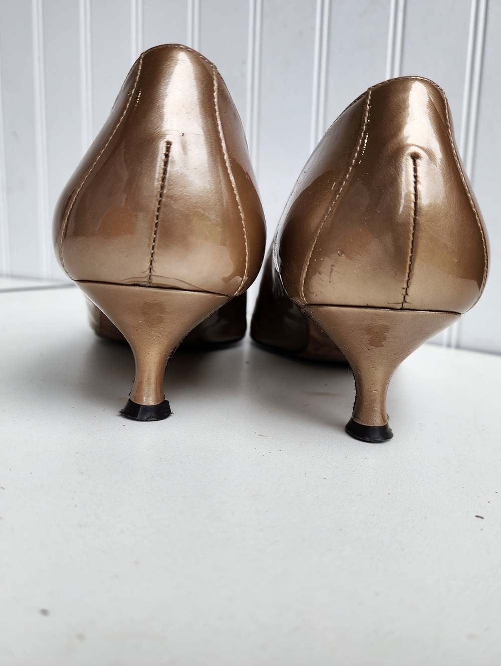 VTG Donald J Pliner Kitten Heel Pumps Taupe Patent Leather Silver Buckle SZ 10 M - Picture 6 of 12